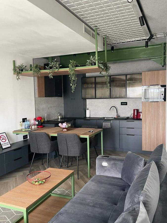 Luxury By The Lake Ap 25 Sibiu Luaran gambar