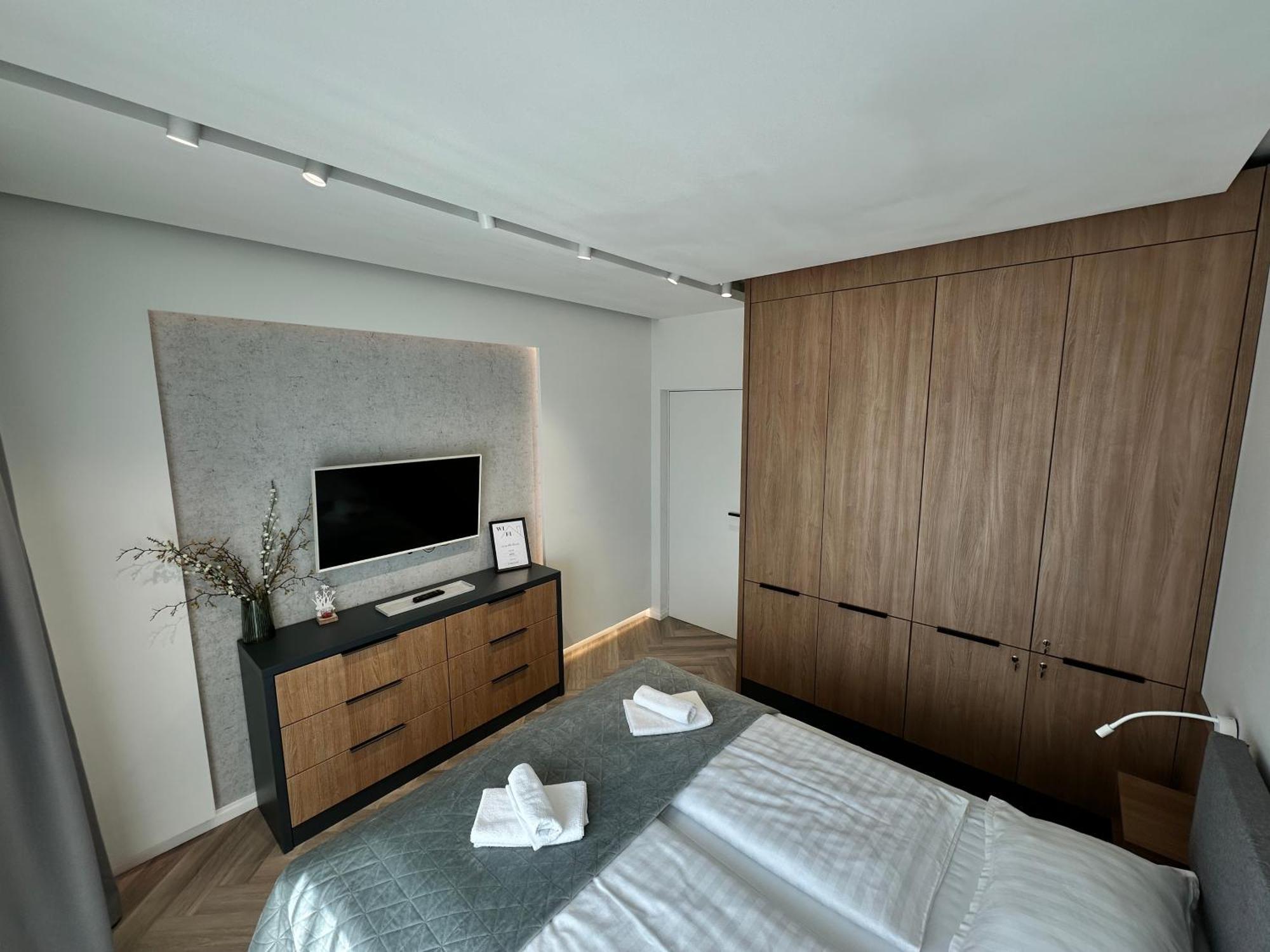 Luxury By The Lake Ap 25 Sibiu Luaran gambar